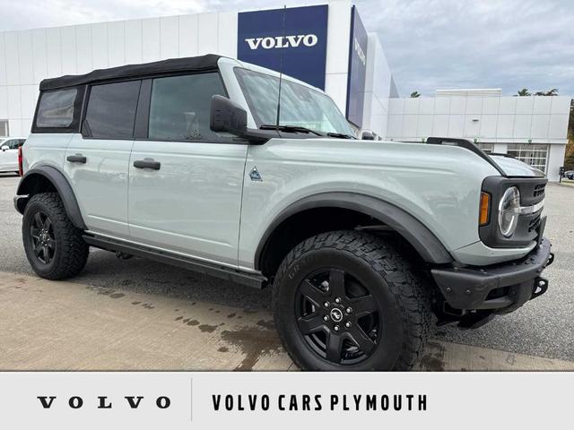 2022 ford bronco black diamond