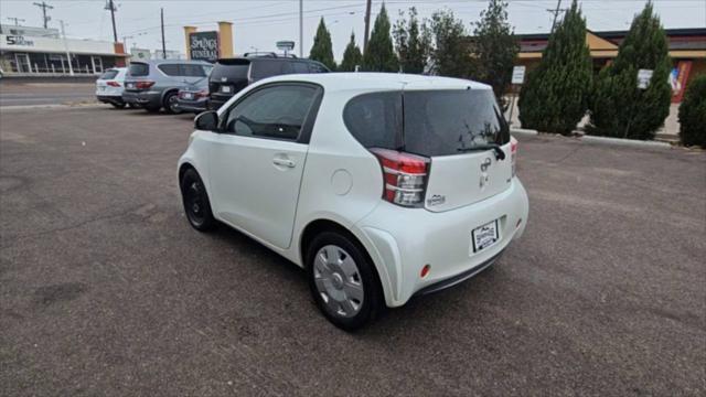 2012 scion iq