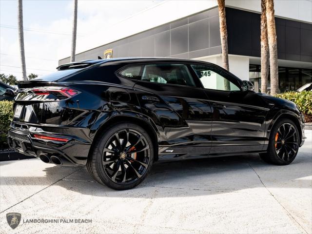 2023 lamborghini urus s