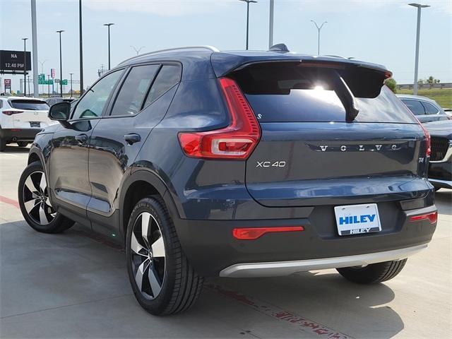 2021 volvo xc40 t4 momentum