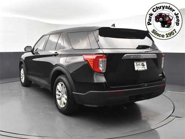 2021 ford explorer base