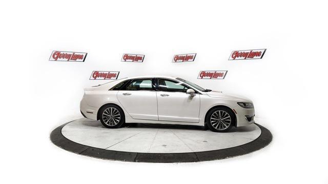 2019 lincoln mkz standard