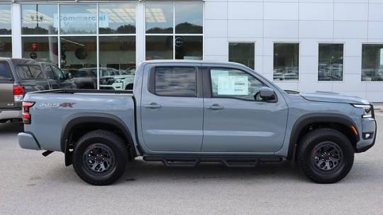 2025 Nissan Navara (Frontier) pro-4x