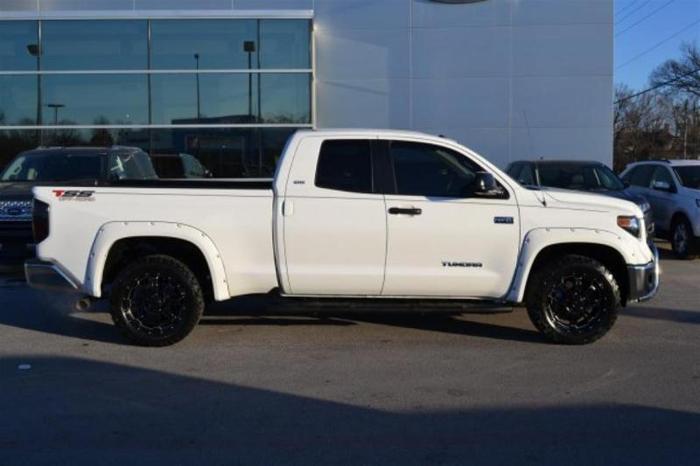 2016 toyota tundra sr5 4x4 sr5 4dr double cab pickup sb (5.7l v8 ffv for sale in siloam springs, arkansas