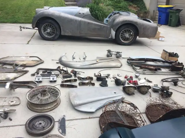 1958 triumph tr3. very good car for restoration