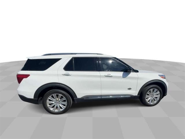 2022 ford explorer king ranch