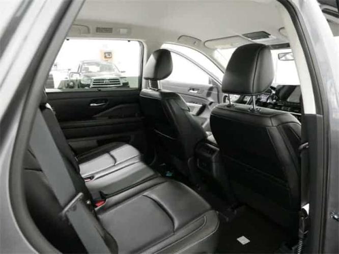 2023 nissan pathfinder sl in saint cloud, minnesota