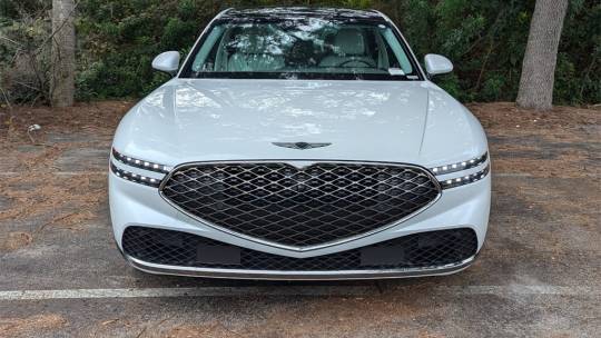 2025 Genesis G90