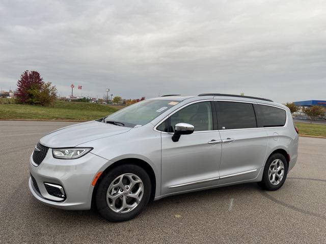 2023 chrysler pacifica limited
