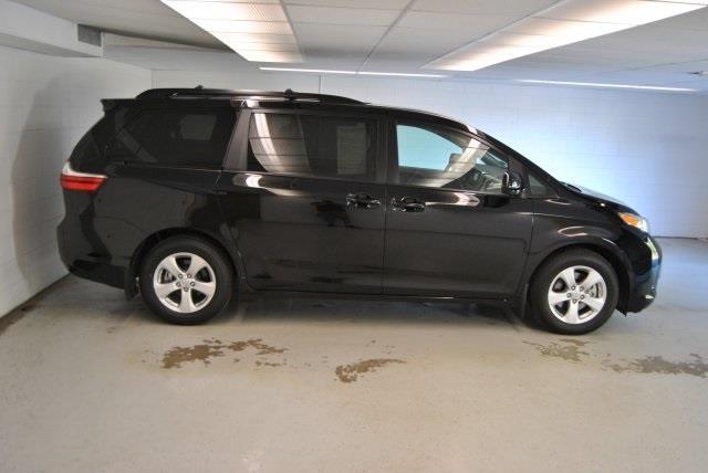 2017 toyota sienna le 7-passenger auto access seat le 7-passenger auto access seat 4dr mini-van for sale in saco, maine