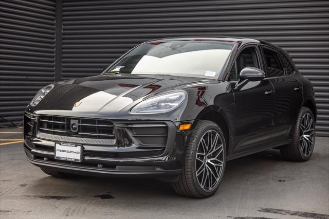 2024 porsche macan base