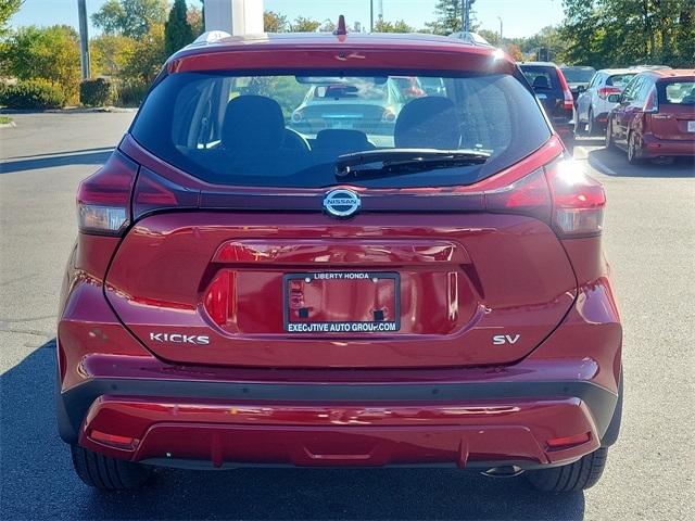 2021 nissan kicks sv