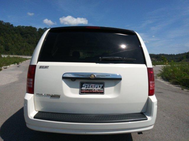 used 2008 chrysler town & country touring hazard, ky 41701 for sale in browns fork, kentucky
