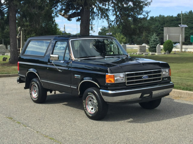 1989 ford bronco absolutely like new! survivor museum quality showpiece!