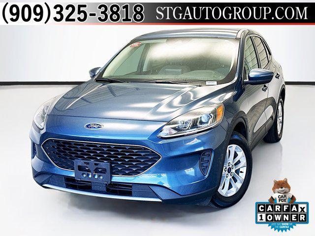 2020 ford escape se