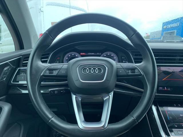 2022 audi q7 55 premium plus
