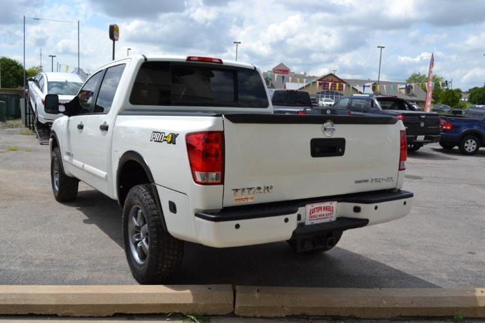 used 2014 nissan titan 4x4 crew cab pro-4x lincoln, ne 68521 for sale in lincoln, nebraska