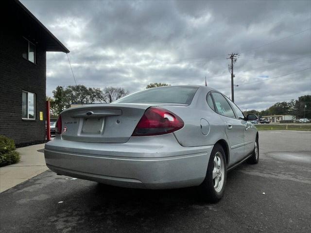 2007 ford taurus se