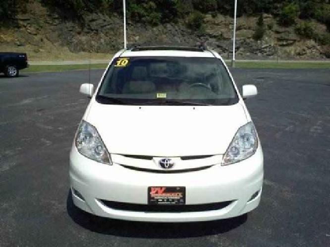 2010 toyota sienna xle minivan 4d in danville, va