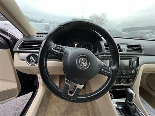 2014 volkswagen passat 2.0l tdi se in defiance, ohio