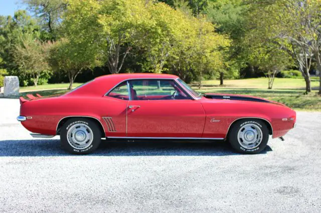 1969 chevrolet camaro z28 clone *4 speed, 12 bolt* deluxe interior
