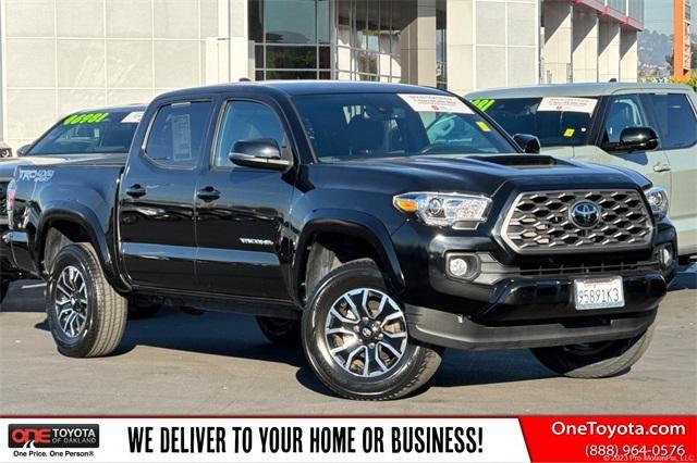 2022 toyota tacoma trd sport