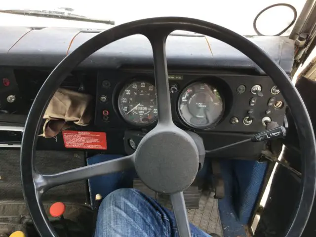 1979 land rover series 3 109 (seats 10 to 12)