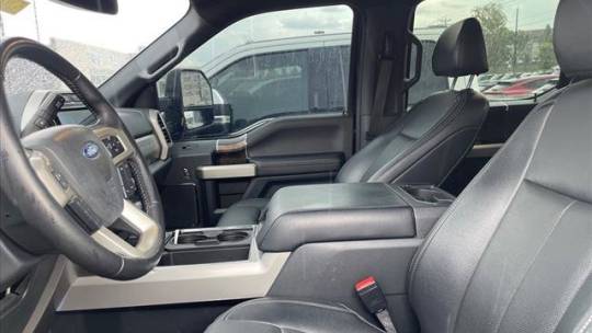 2022 ford f-250 super duty lariat
