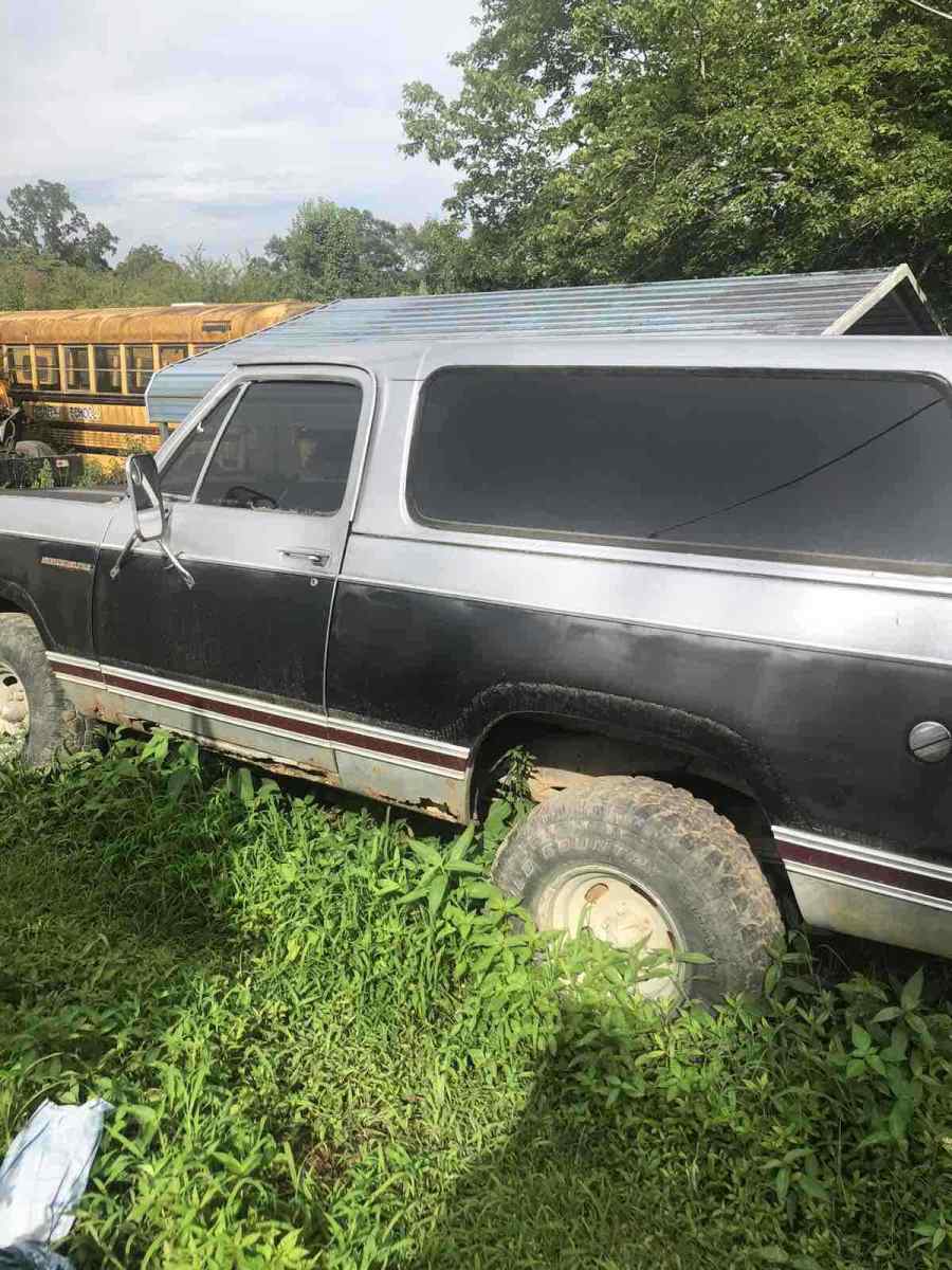 1977 dodge ramcharger grey 4wd automatic