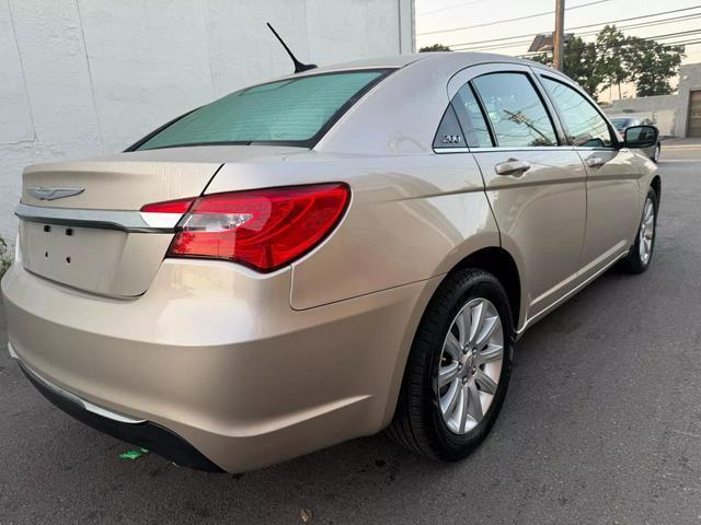 2014 chrysler 200 touring