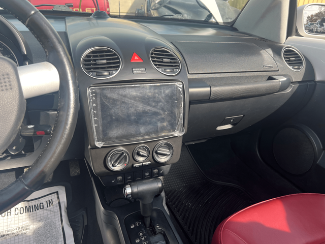 2009 volkswagen new beetle s