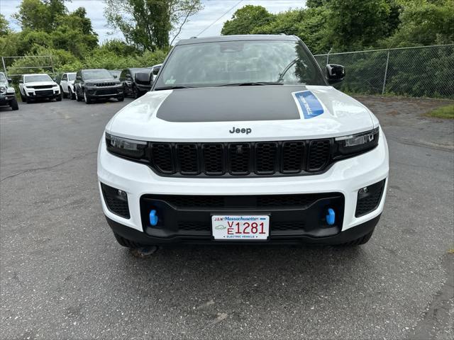 2023 jeep grand cherokee 4xe trailhawk