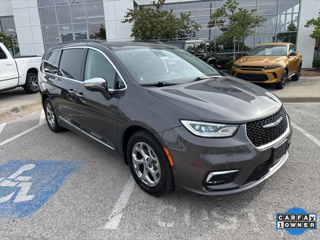 2022 chrysler pacifica limited