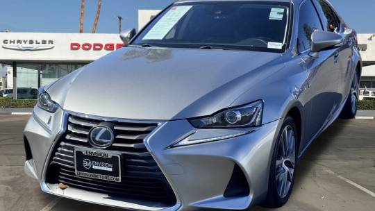 2020 Lexus IS