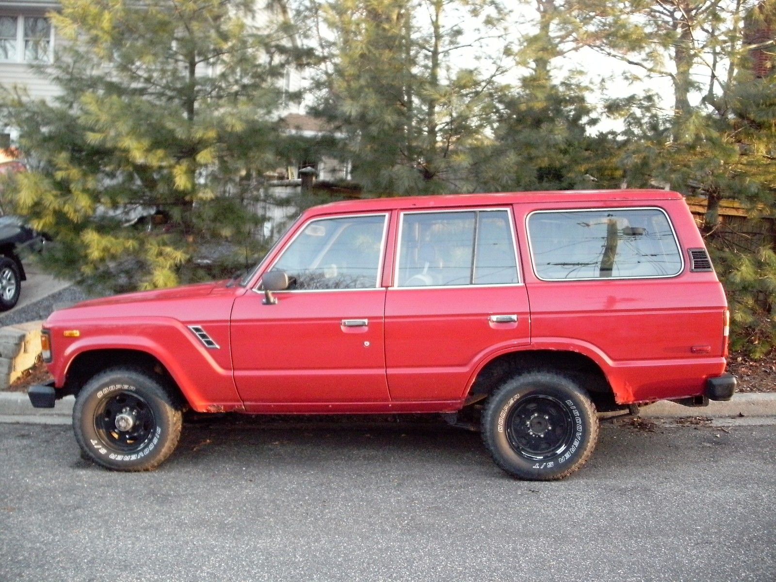 1983 toyota land cruiser base sport utility 4-door 4.2l