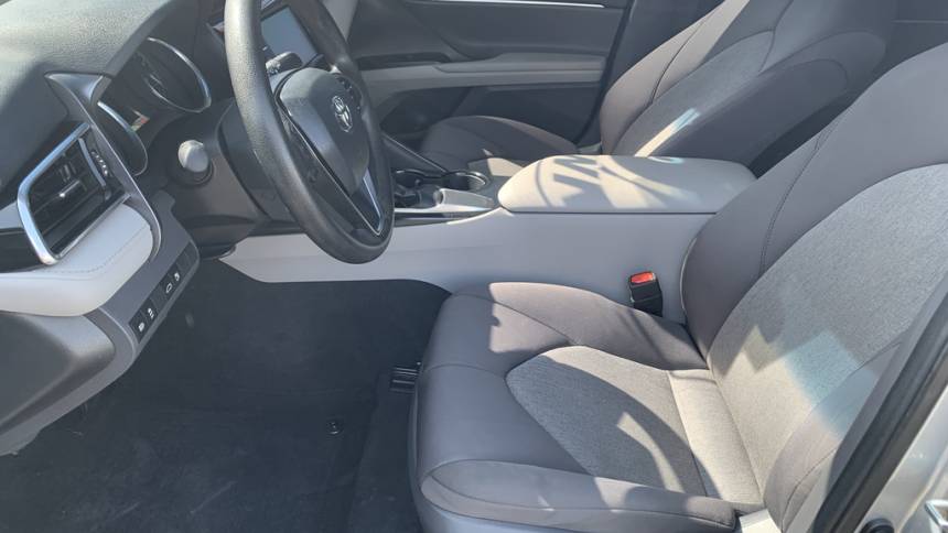 2018 toyota camry l