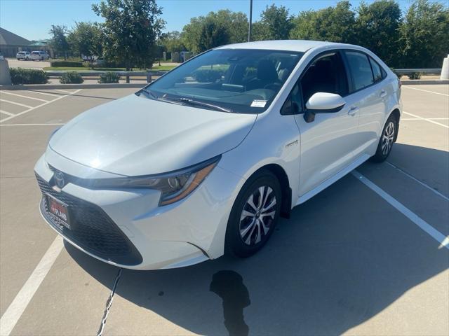 2021 toyota corolla hybrid le