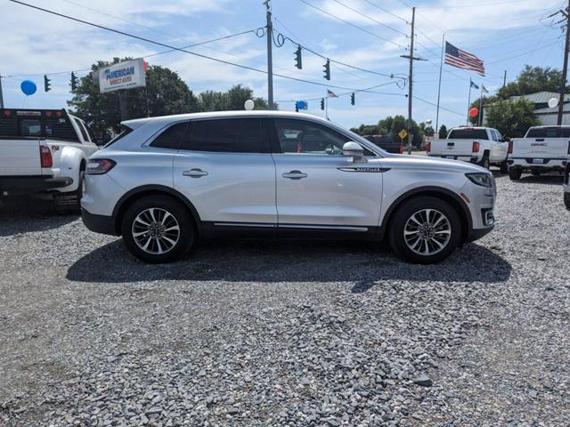 2019 lincoln nautilus select
