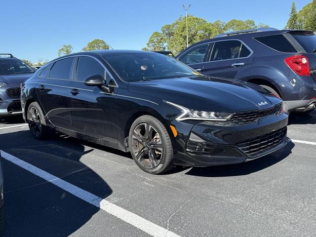 2022 kia k5 gt-line