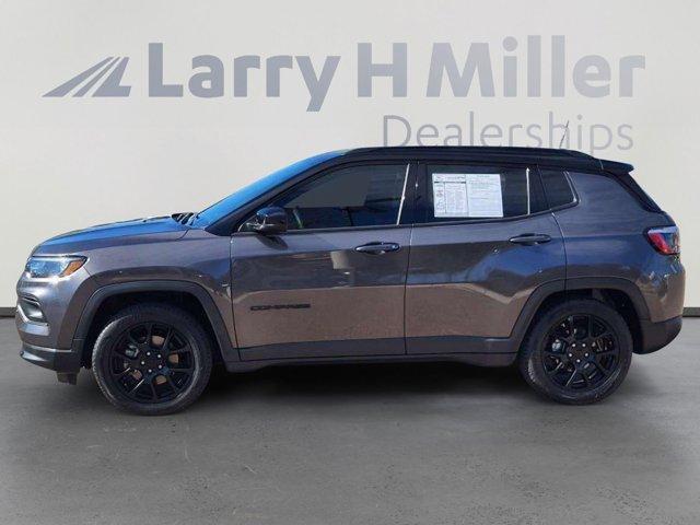 2022 jeep compass altitude