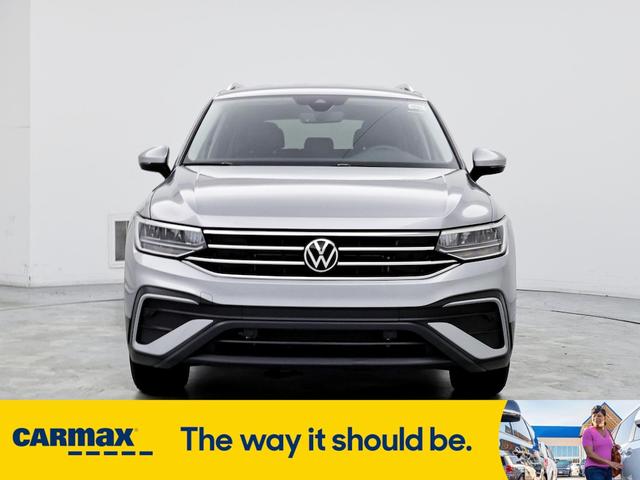 2023 volkswagen tiguan se
