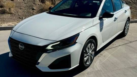 2025 Nissan Altima