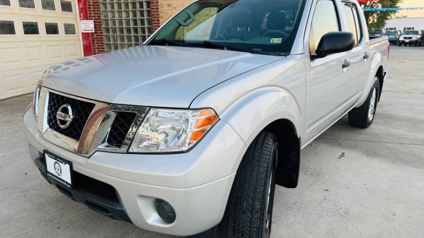 2017 nissan frontier sv