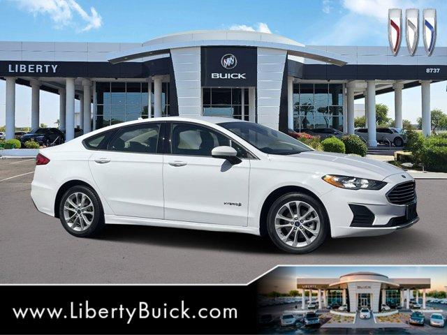 2019 ford fusion hybrid se