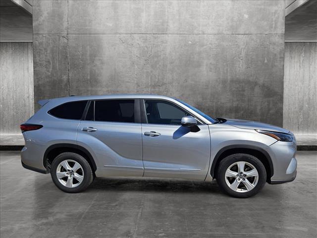 2023 toyota highlander l