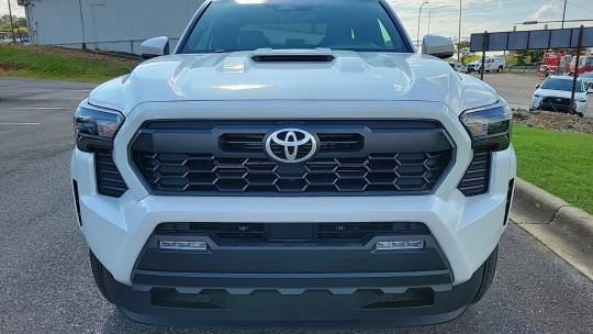 new 2024 toyota tacoma trd sport double cab 5' bed 2wd automatic