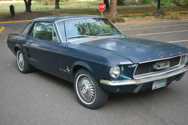 1967 ford mustang coupe -- 289 v8 4-speed manual