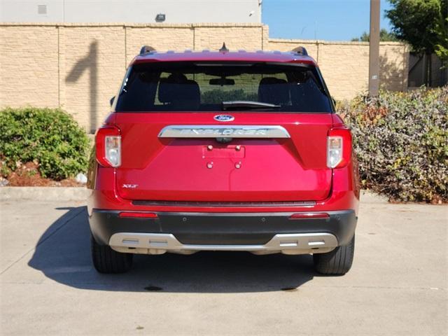 2022 ford explorer xlt