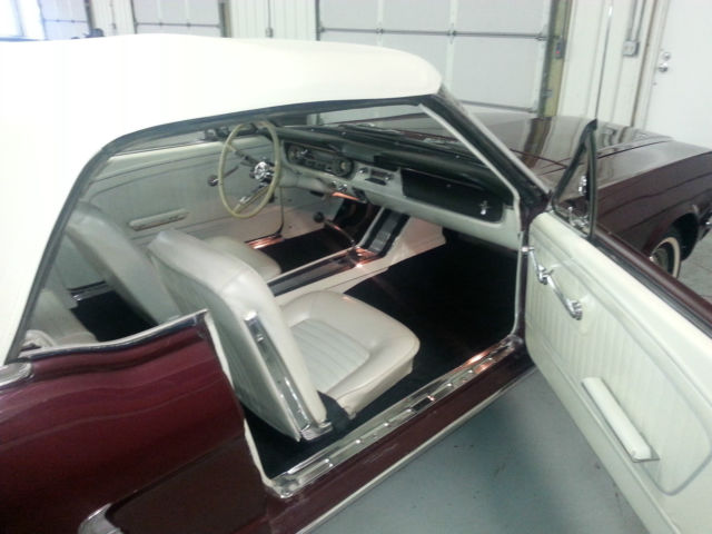 1965 ford mustang base convertible 2-door 4.7l
