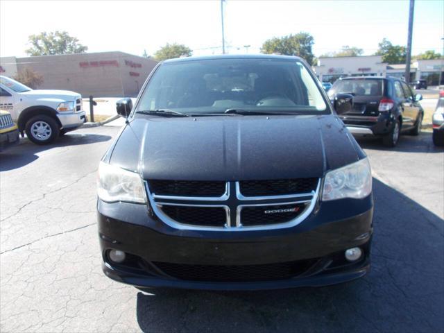 2013 dodge grand caravan crew